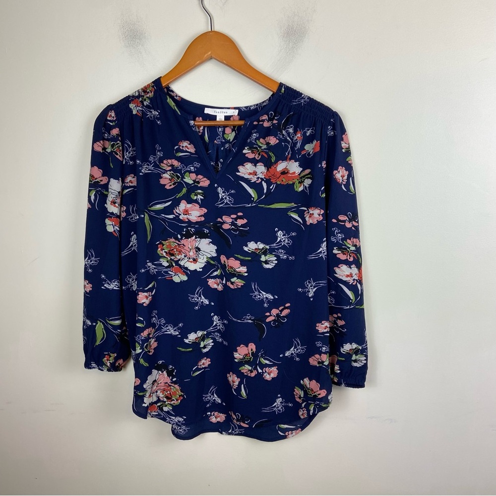 Fun2fun Kenmore Split Neck Navy Blue‎ Floral Blouse Top Shirt Office Small NWOT